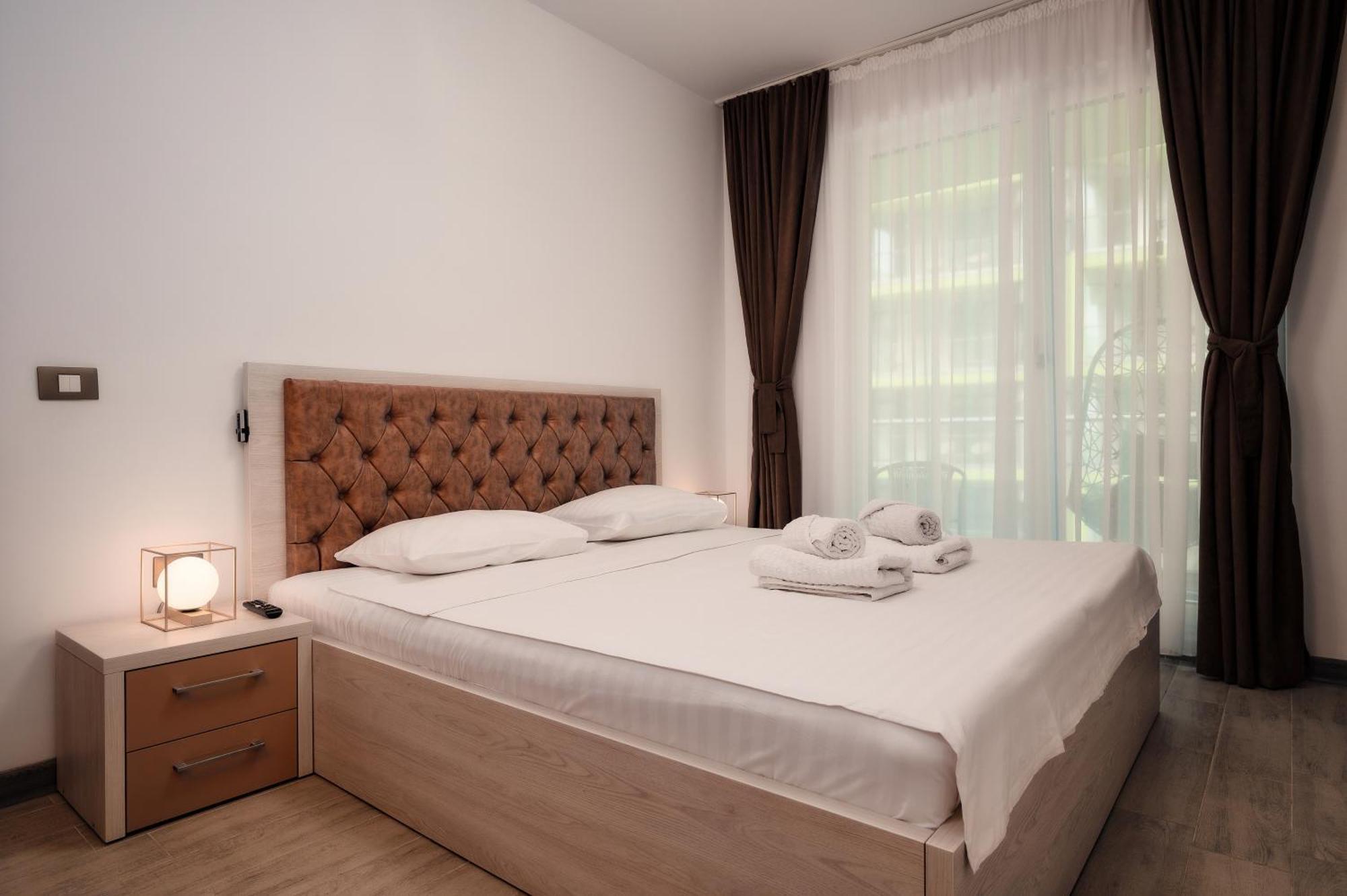 Aquamarine - Pool & Spa Beach Resort Năvodari Екстериор снимка